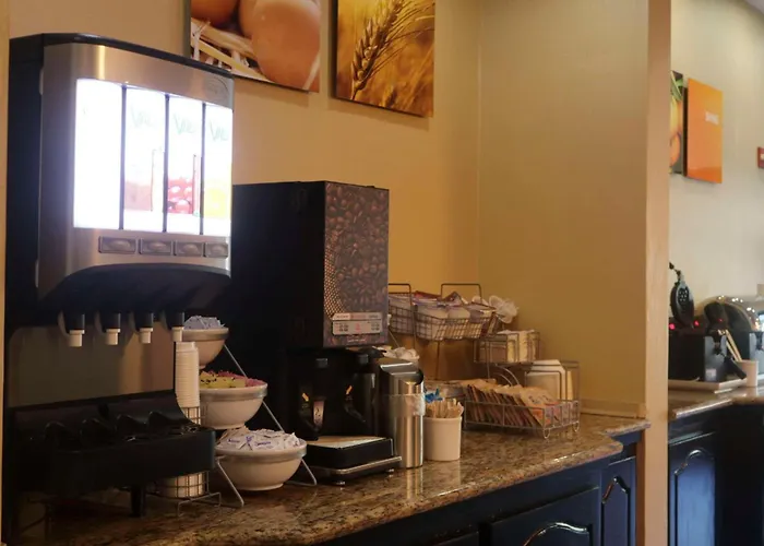 Comfort Inn & Suites