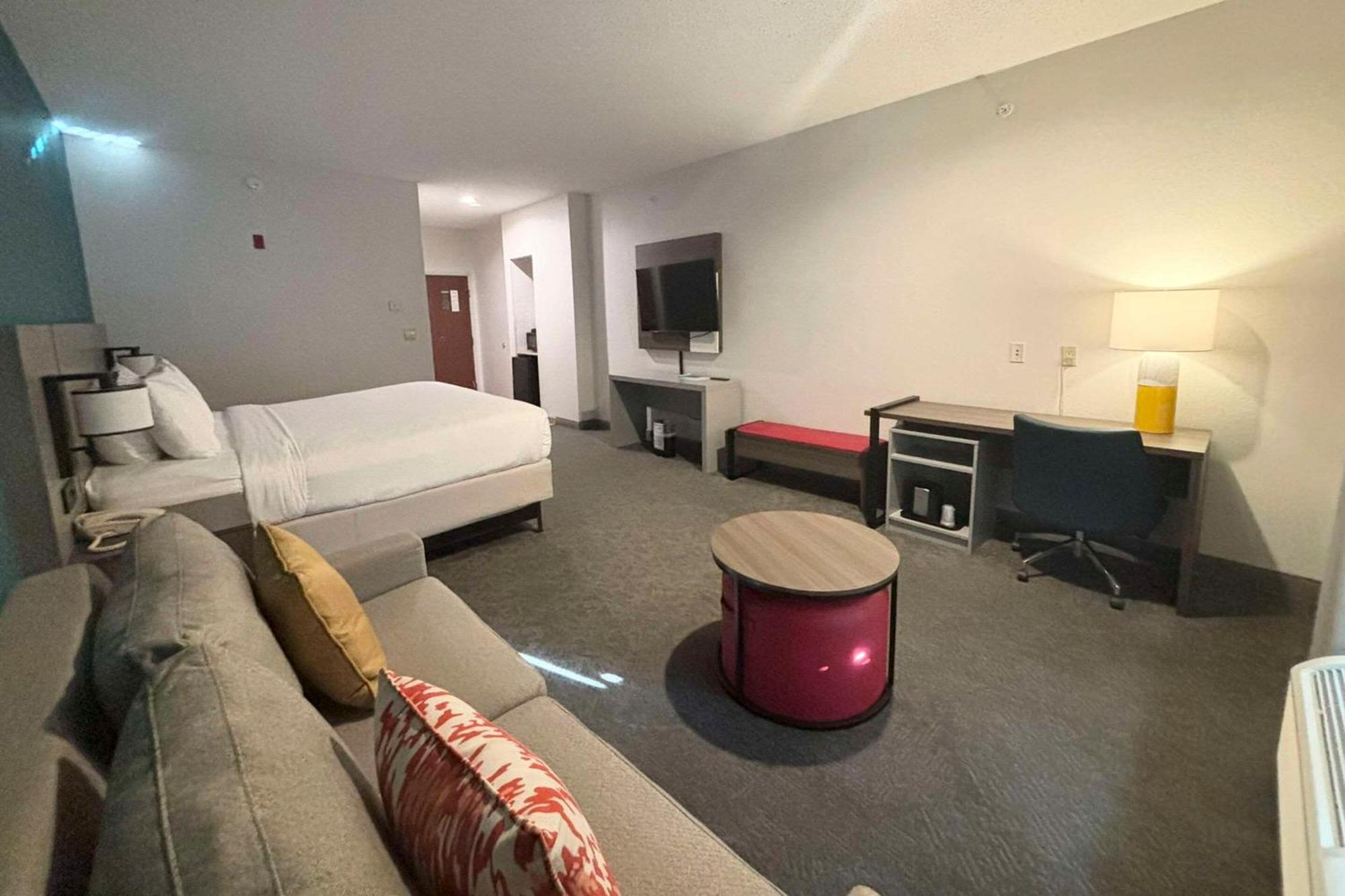 Hotel Comfort &