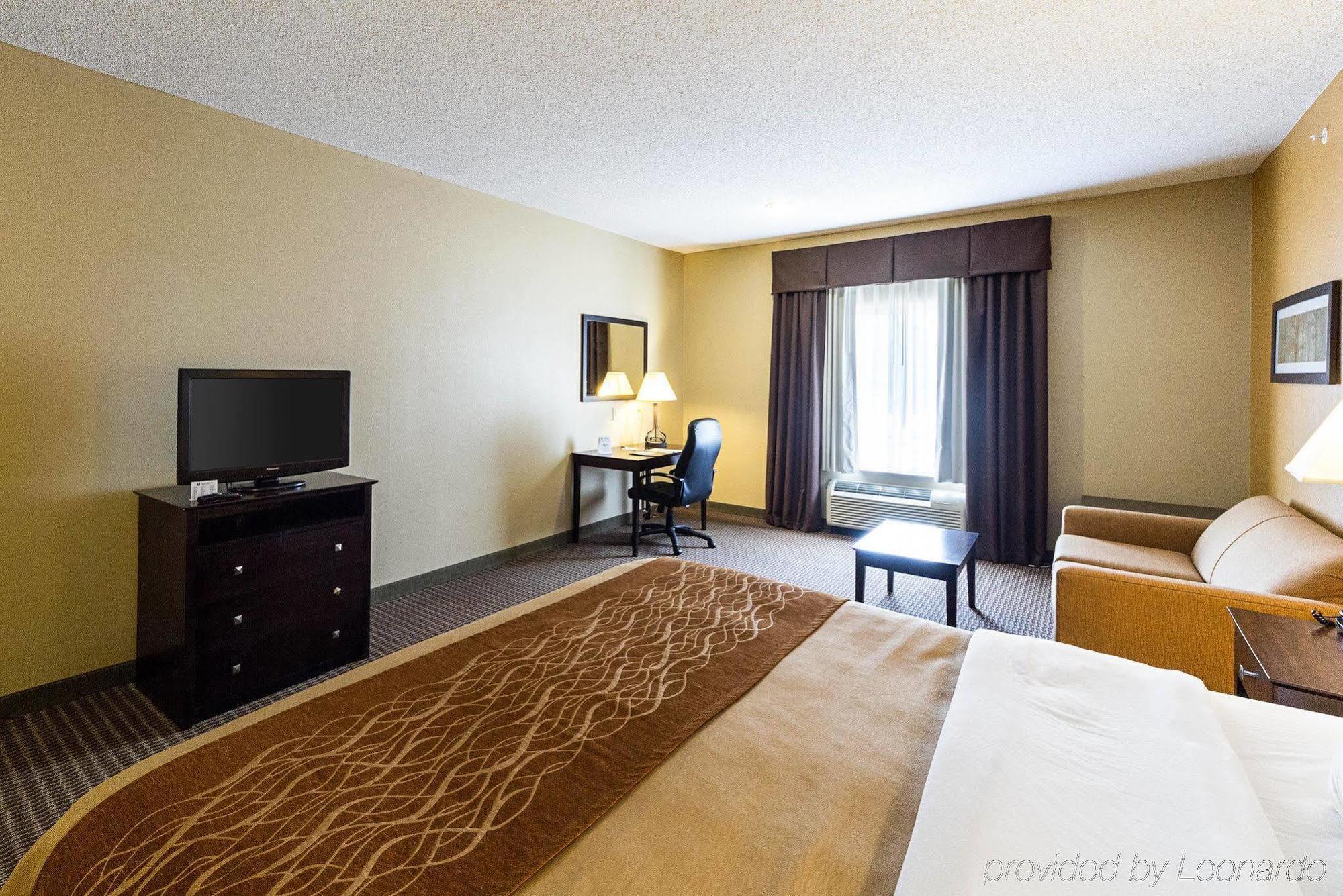 Comfort Inn&suites 3*